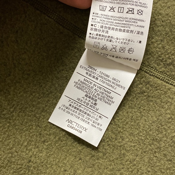 Arc’teryx Women’s Army Green fleece sweater - Picture 12 of 12